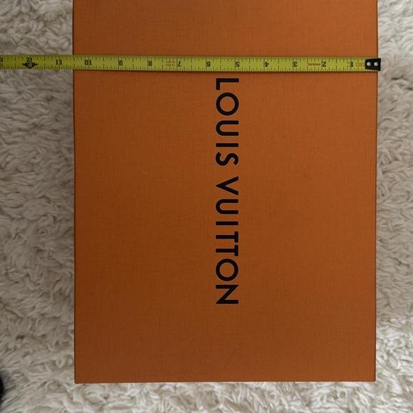 Louis Vuitton Signature Orange ShoeBox - Picture 4 of 6